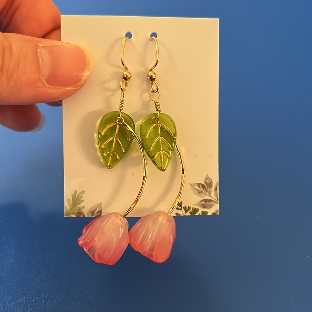 Rose Earrings 🌹